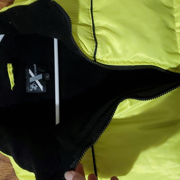 Xtreme Air Down Winter Vest - Picture 3 of 4